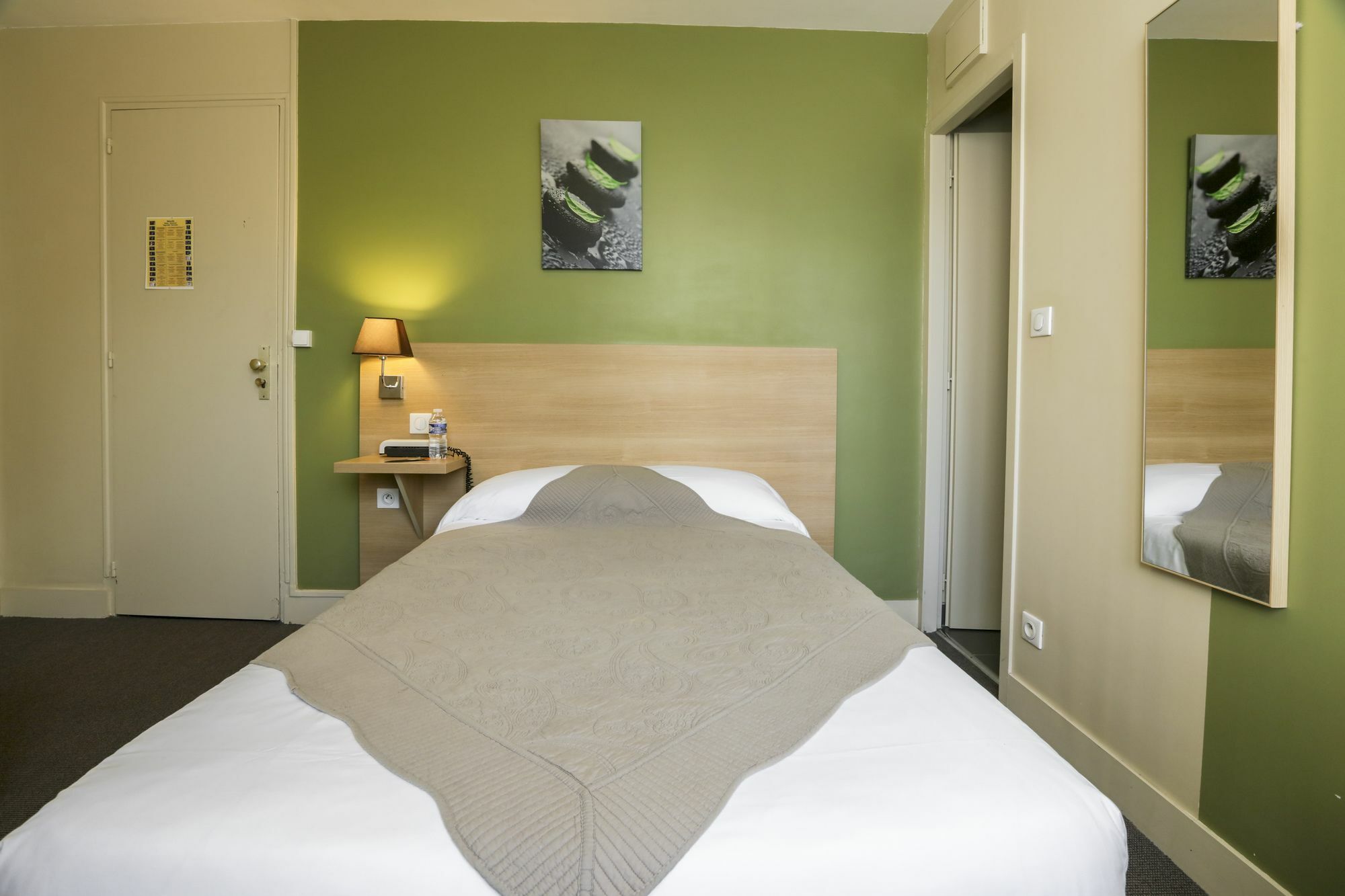 Brit Hotel Terminus Angoulême Eksteriør billede